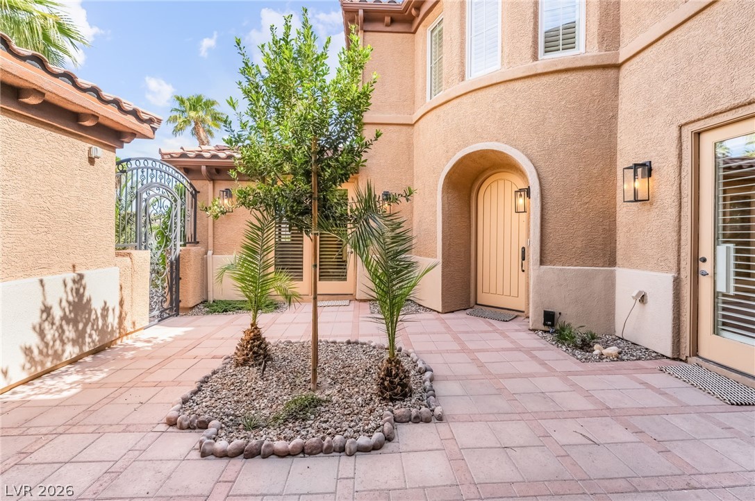7702 Bear Ridge Street Las Vegas NV 89113