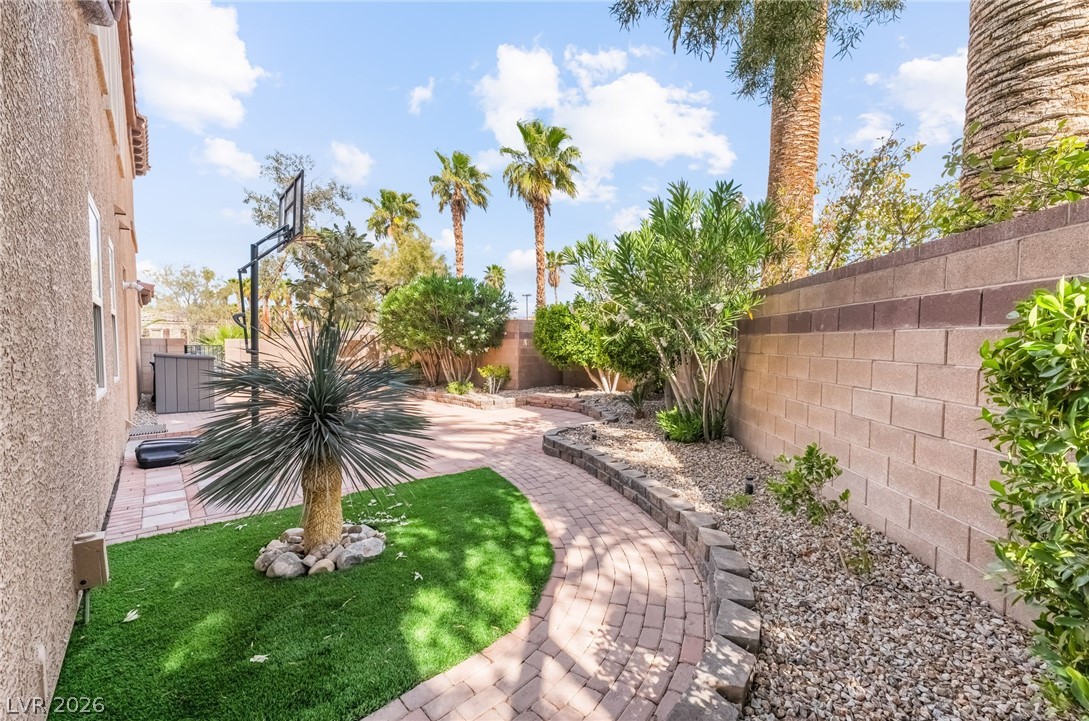 7702 Bear Ridge Street Las Vegas NV 89113