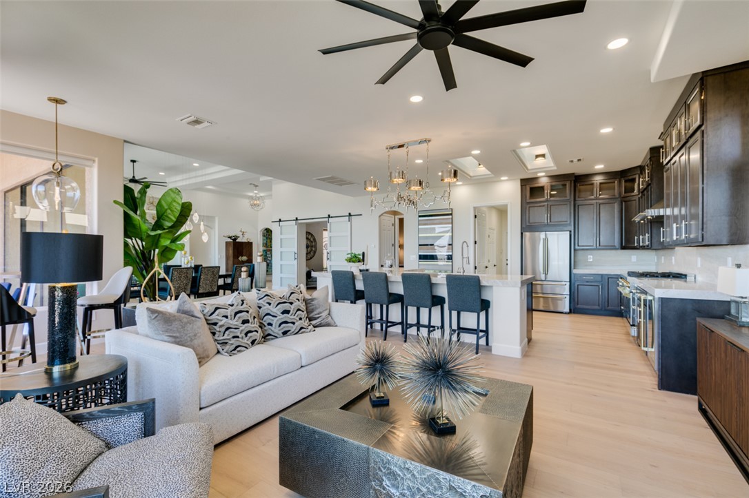 2532 Faiss Drive Las Vegas NV 89134