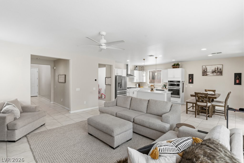 8123 Skye Chalet Street Las Vegas NV 89166