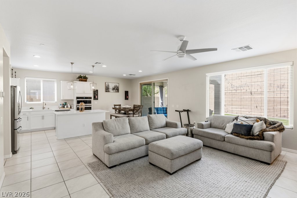 8123 Skye Chalet Street Las Vegas NV 89166