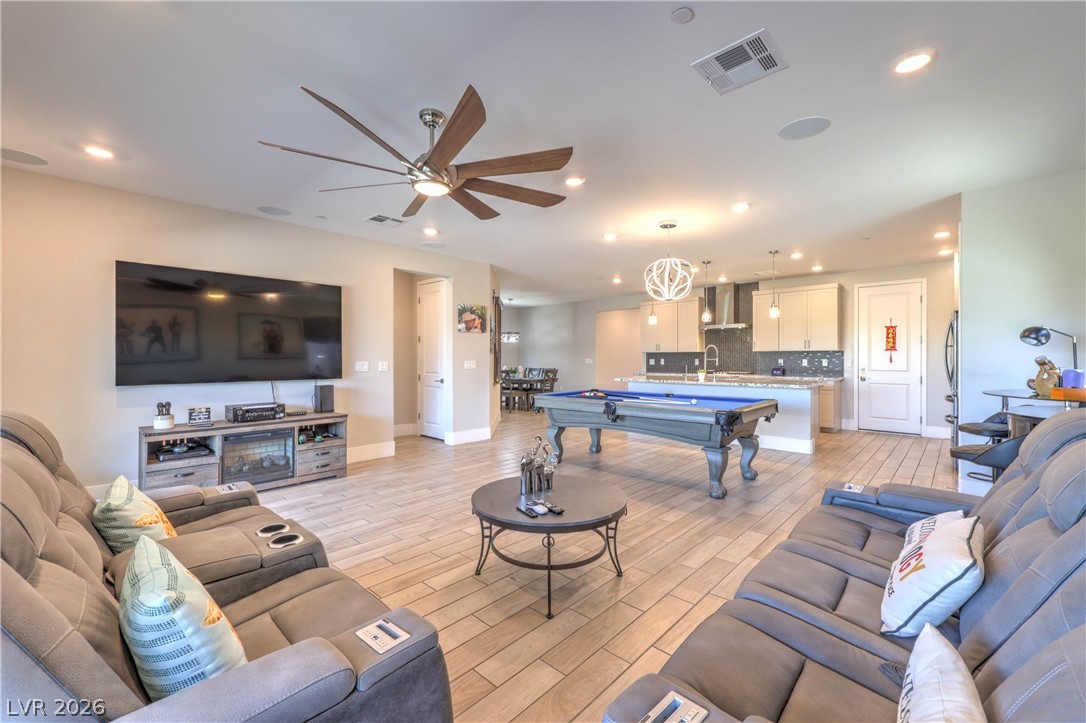 9584 Sard Lane Las Vegas NV 89143