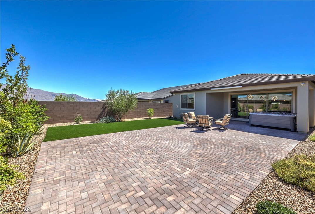 9584 Sard Lane Las Vegas NV 89143
