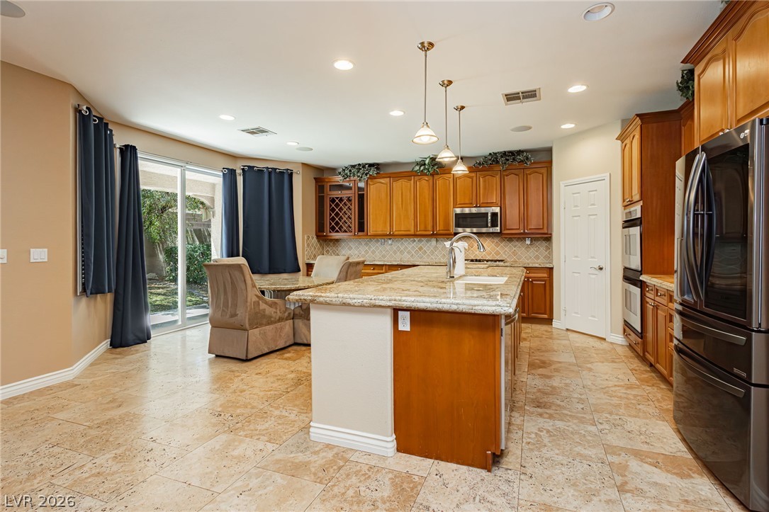 7427 Tomahawk Bend Avenue Las Vegas NV 89113