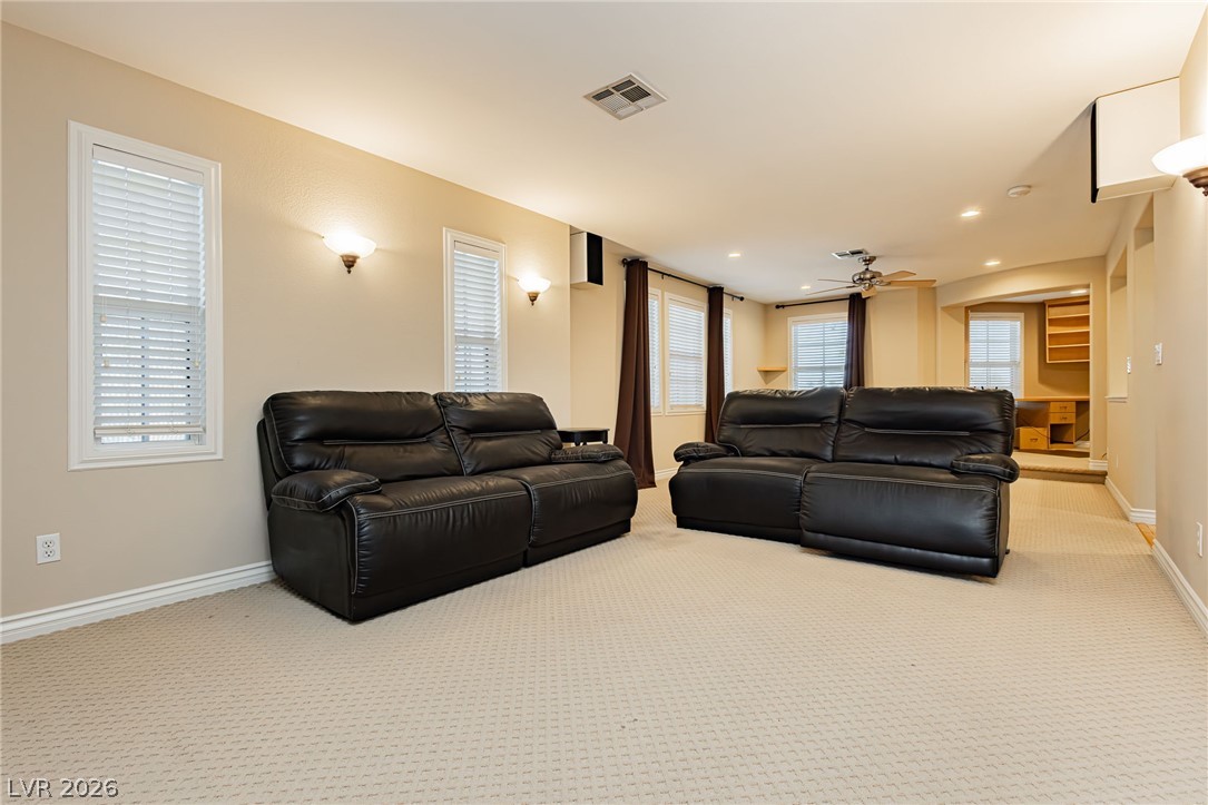 7427 Tomahawk Bend Avenue Las Vegas NV 89113