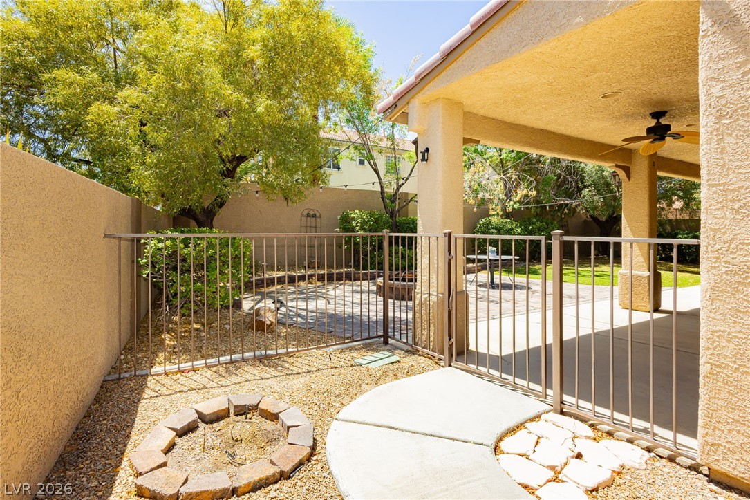 7427 Tomahawk Bend Avenue Las Vegas NV 89113