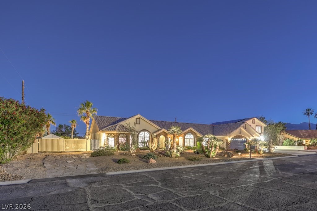 5215 North Riley Street Las Vegas NV 89149