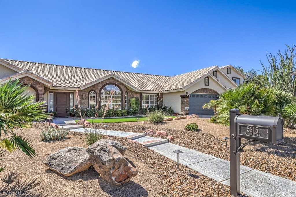 5215 North Riley Street Las Vegas NV 89149