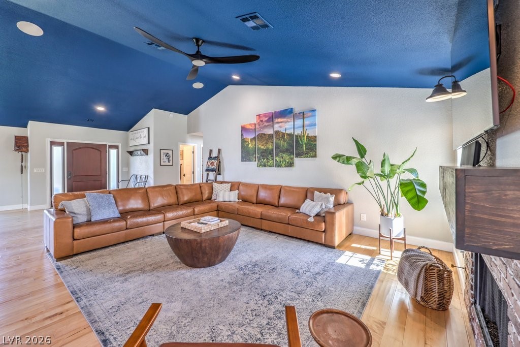 5215 North Riley Street Las Vegas NV 89149