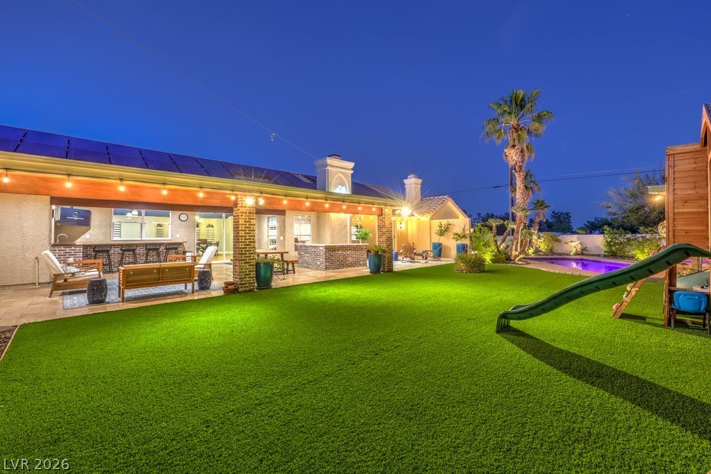 5215 North Riley Street Las Vegas NV 89149