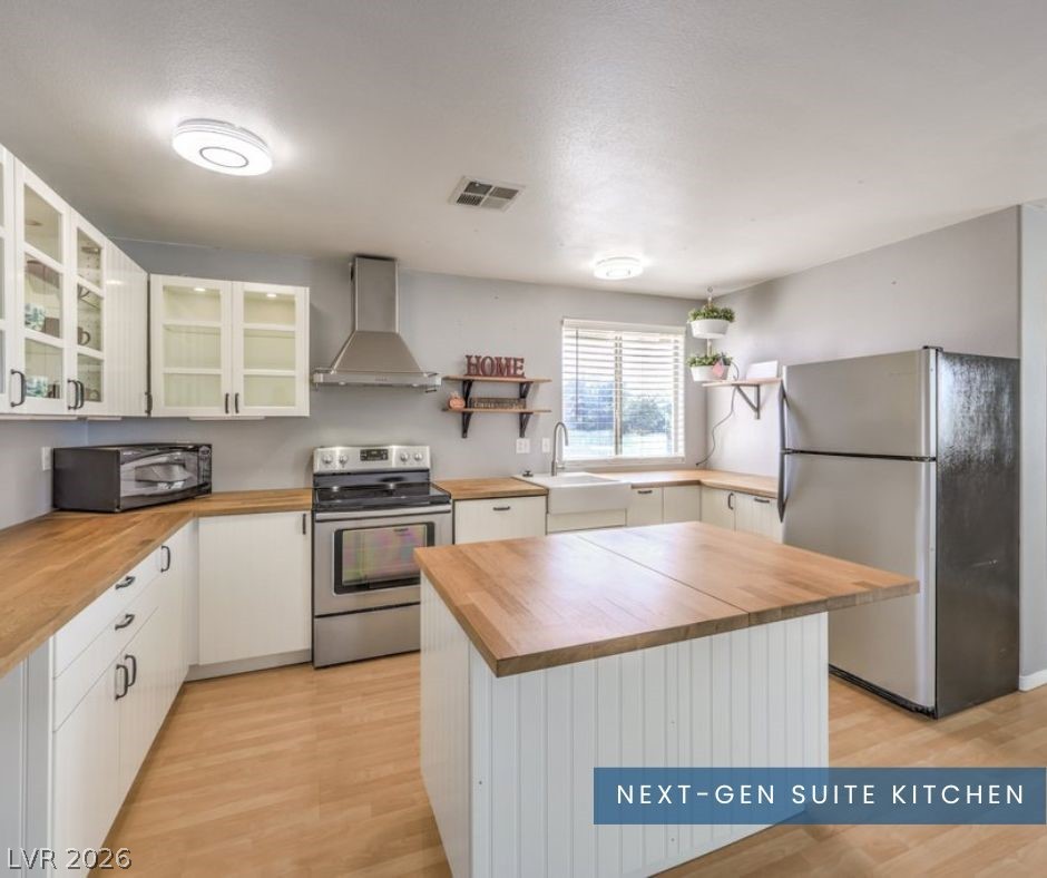 5215 North Riley Street Las Vegas NV 89149
