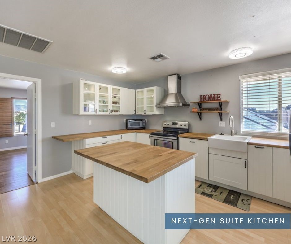 5215 North Riley Street Las Vegas NV 89149
