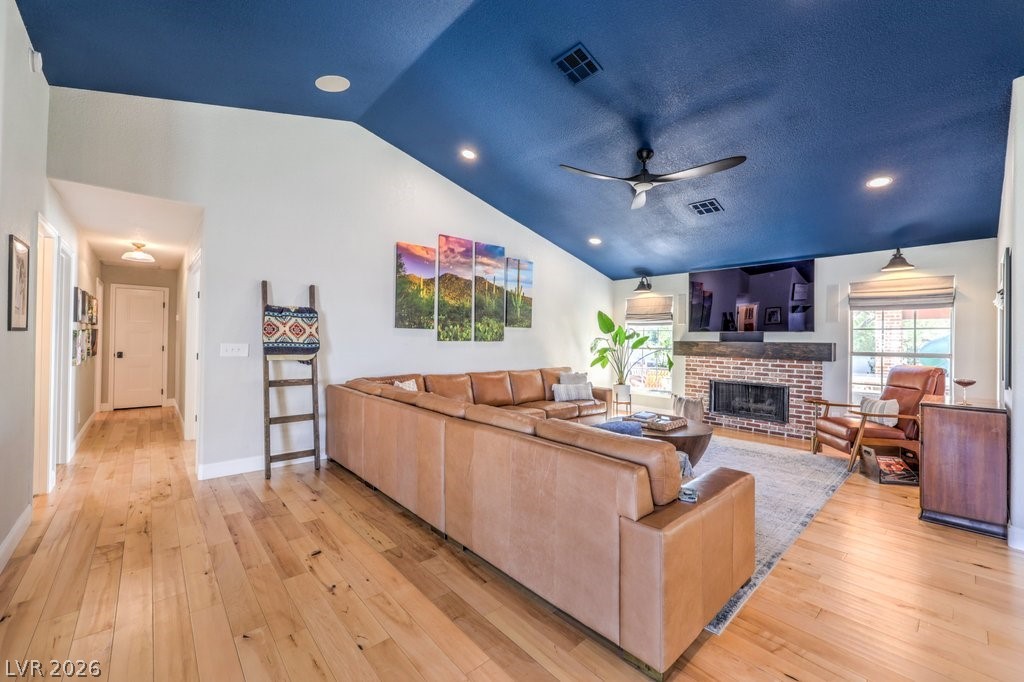 5215 North Riley Street Las Vegas NV 89149
