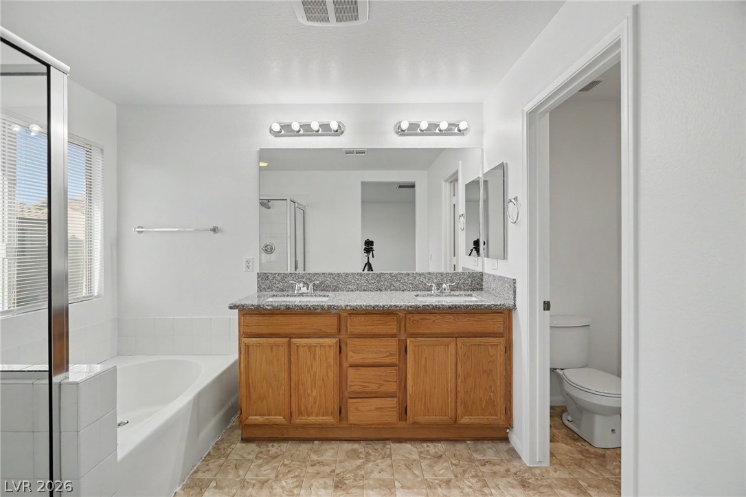 1919 Silver Crest Court North Las Vegas NV 89031