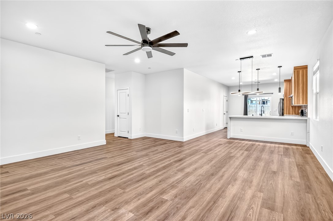4869 East Cincinnati Avenue Las Vegas NV 89104
