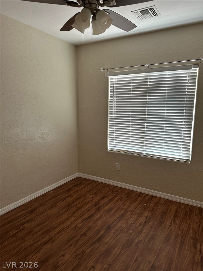 4112 Gliding Gulls Avenue North Las Vegas NV 89084