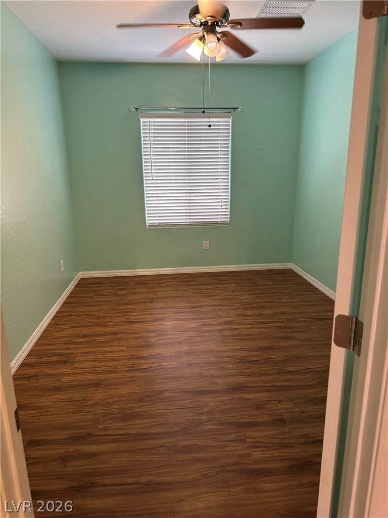 4112 Gliding Gulls Avenue North Las Vegas NV 89084