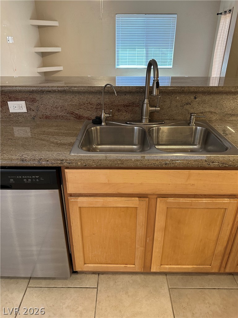 4112 Gliding Gulls Avenue North Las Vegas NV 89084