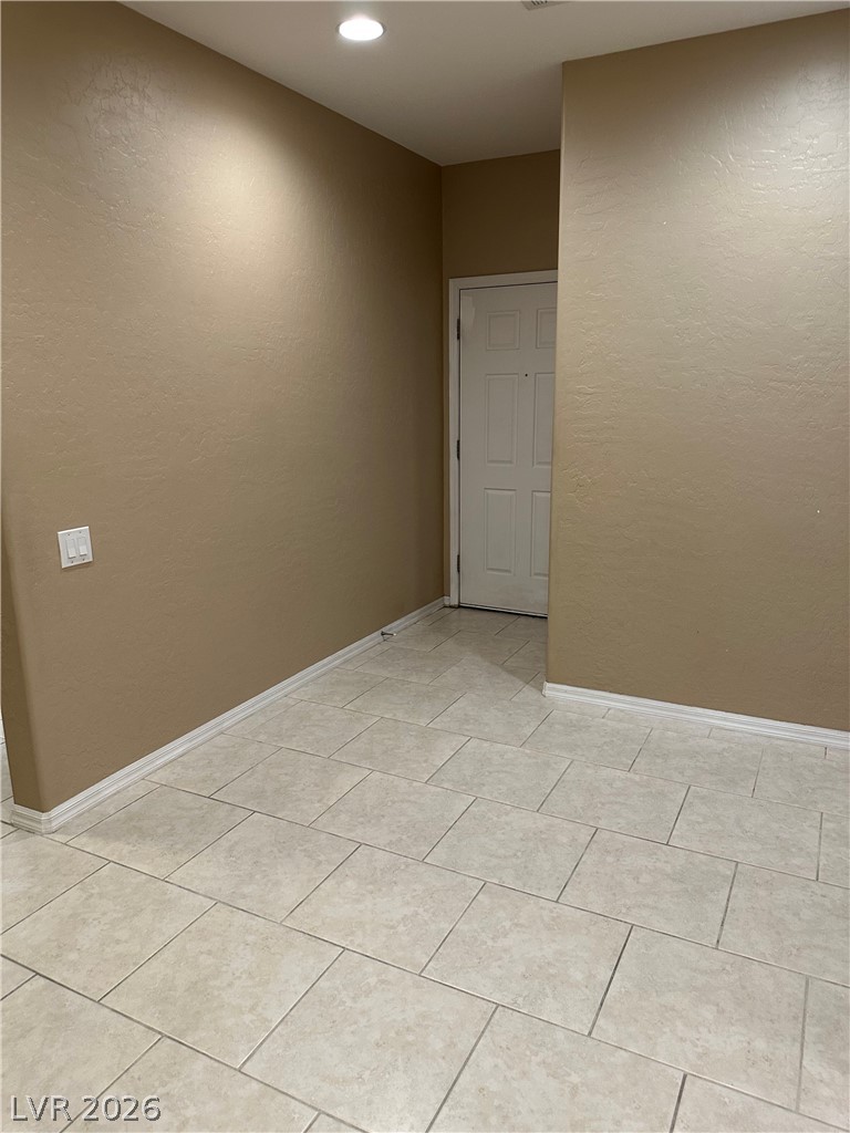4112 Gliding Gulls Avenue North Las Vegas NV 89084