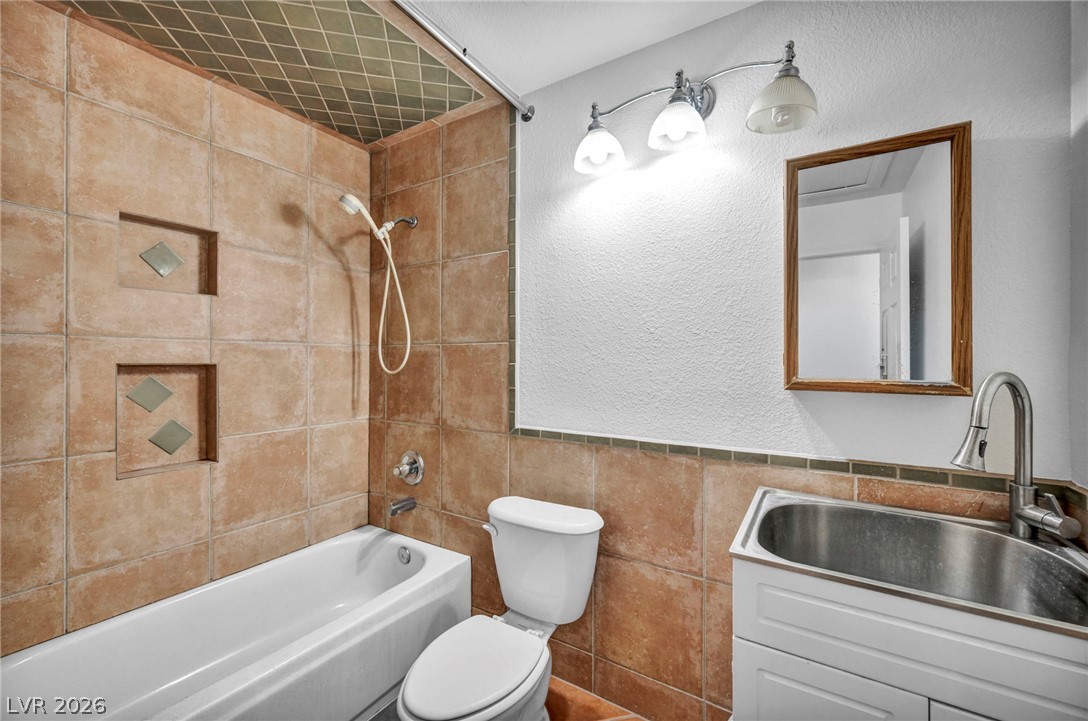 4906 Via Luis Court North Las Vegas NV 89031
