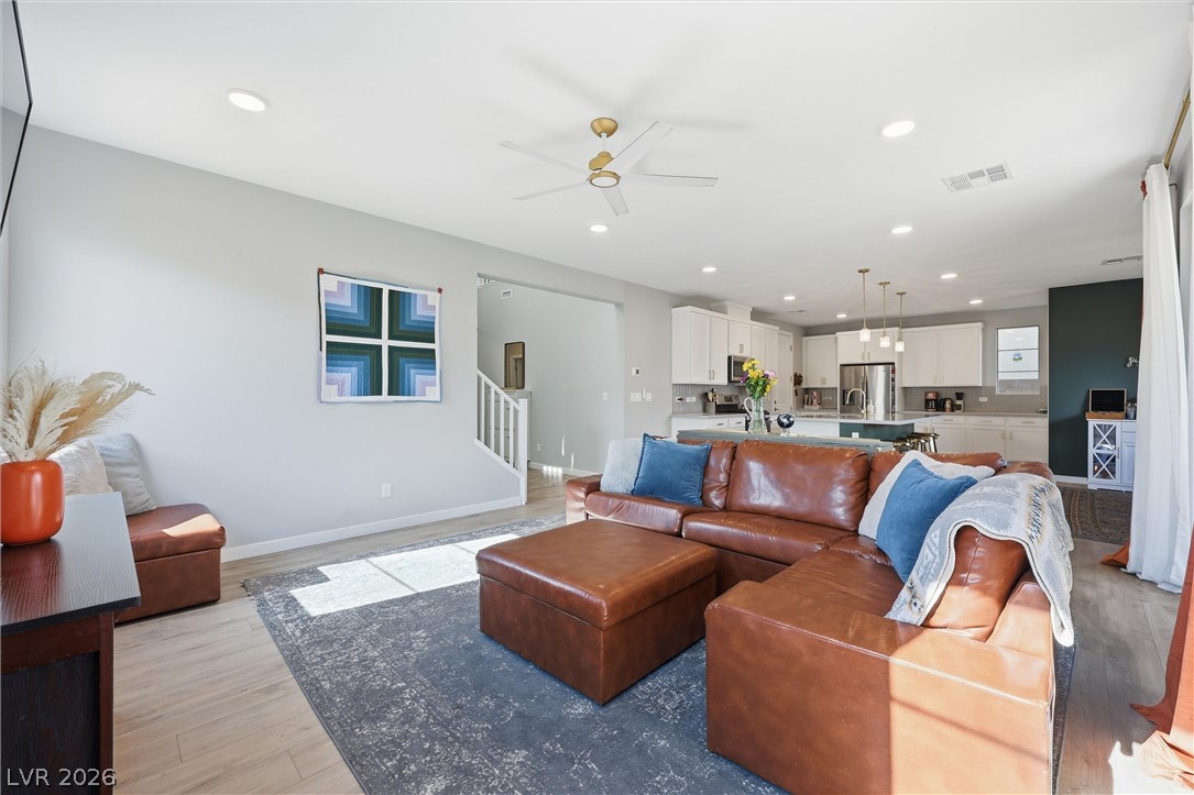 6922 Desert Finch Street North Las Vegas NV 89084