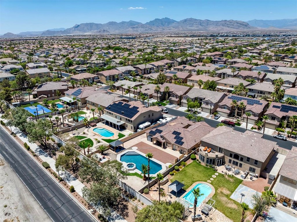 9304 Empire Rock Street Las Vegas NV 89143