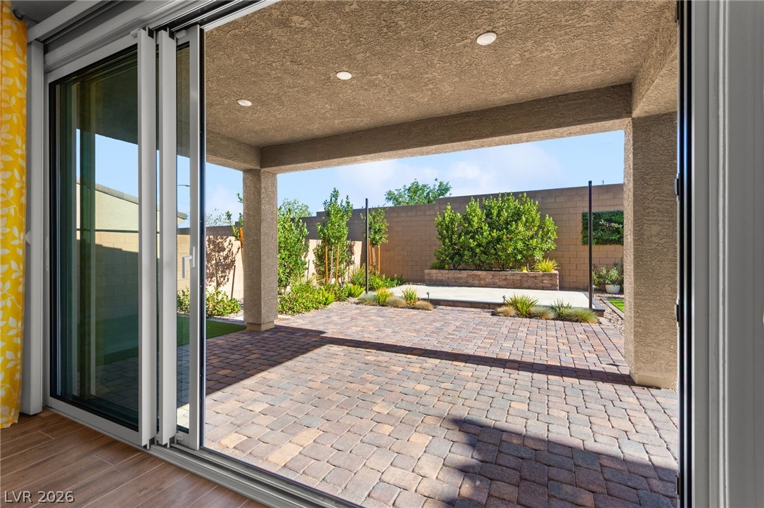 10317 Stroma Avenue Las Vegas NV 89166