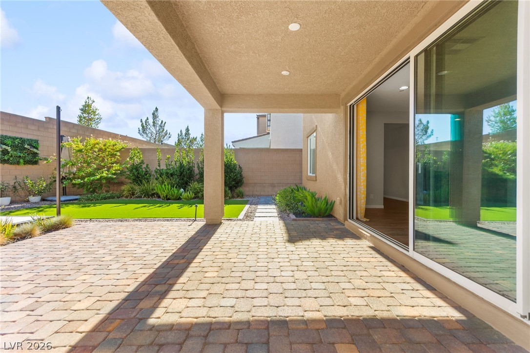 10317 Stroma Avenue Las Vegas NV 89166