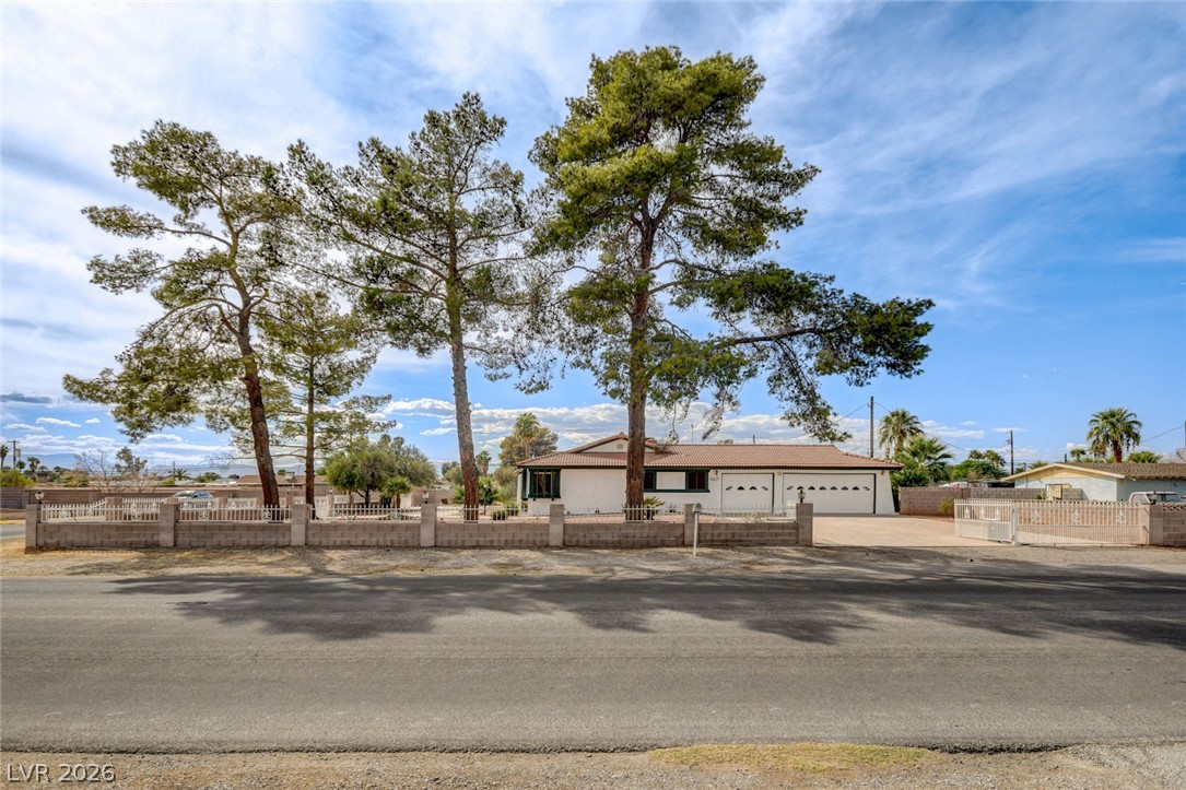 1401 Sharon Road Las Vegas NV 89106