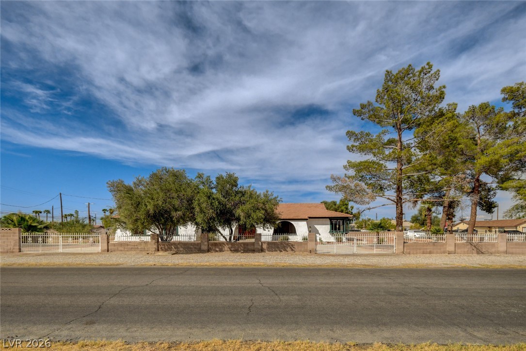 1401 Sharon Road Las Vegas NV 89106