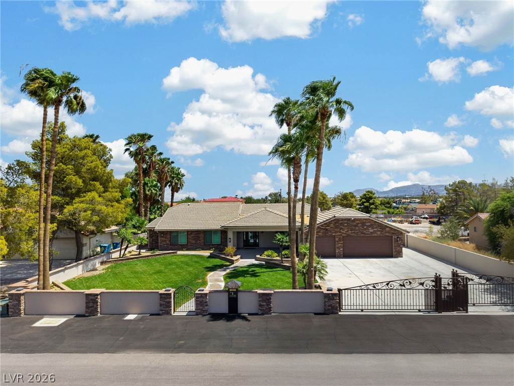 8030 La Cienega Street Las Vegas NV 89123