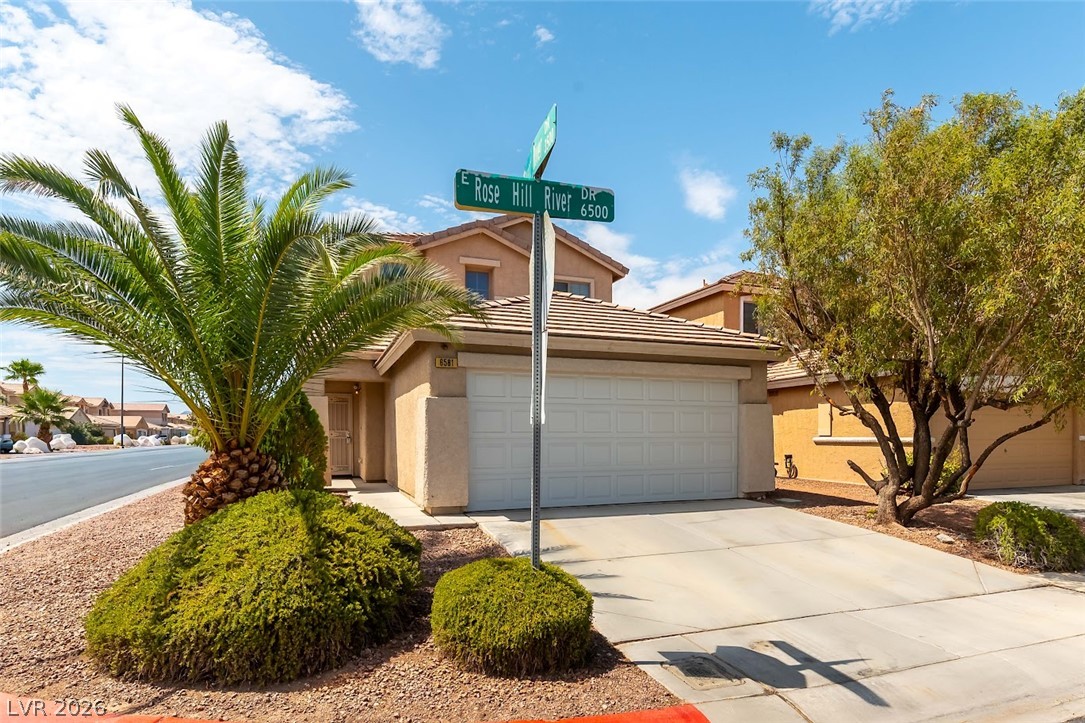6581 Rose Hill River Drive Las Vegas NV 89122