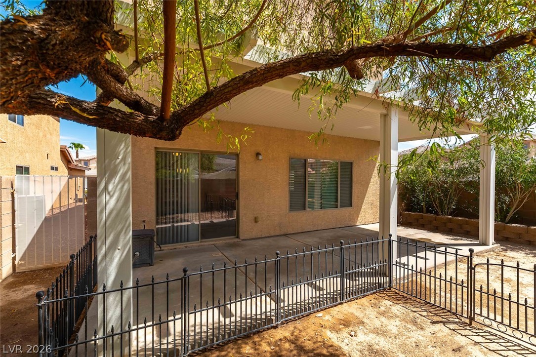 6581 Rose Hill River Drive Las Vegas NV 89122