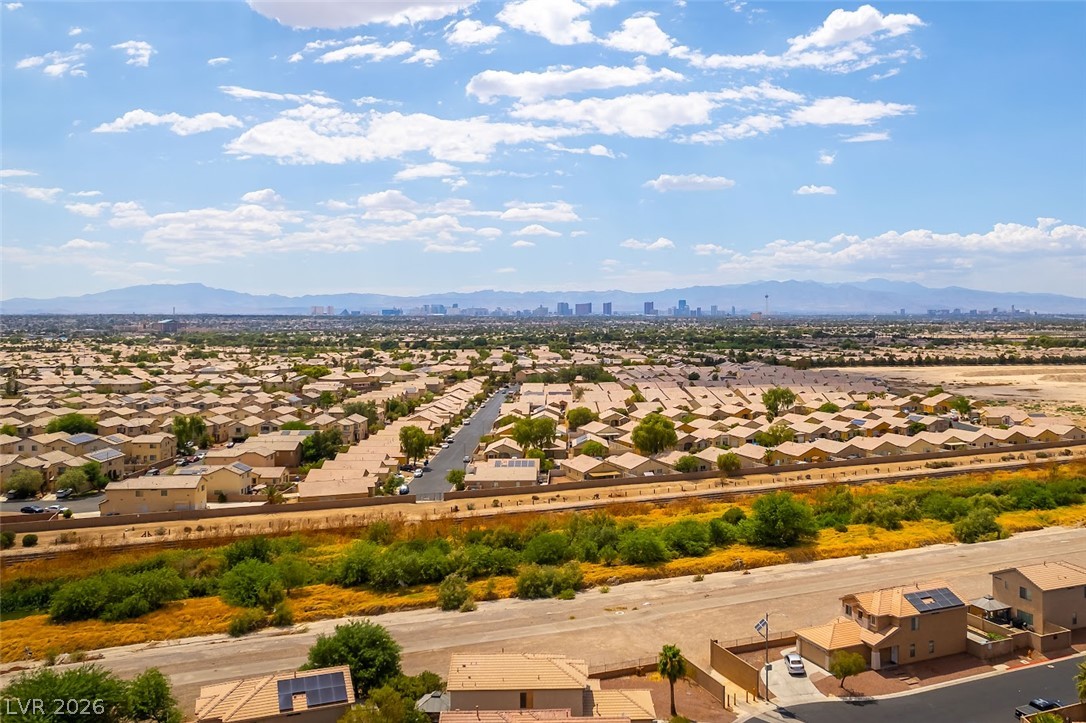 6581 Rose Hill River Drive Las Vegas NV 89122