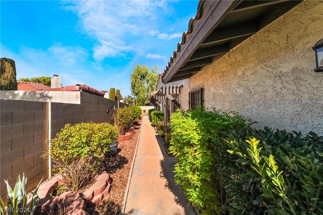 4211 Flamingo Crest Drive Las Vegas NV 89121