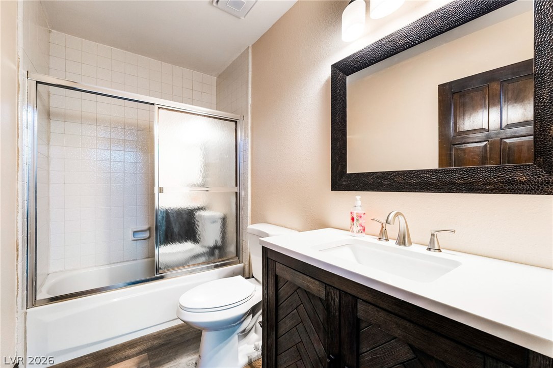 4211 Flamingo Crest Drive Las Vegas NV 89121