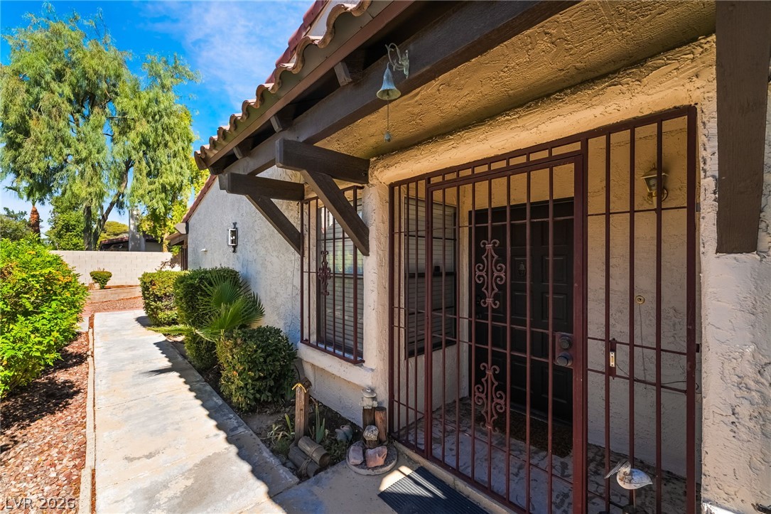 4211 Flamingo Crest Drive Las Vegas NV 89121