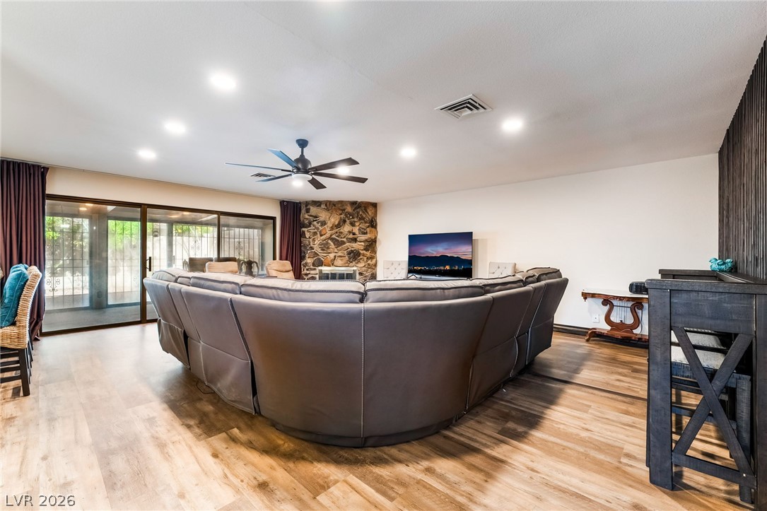 4211 Flamingo Crest Drive Las Vegas NV 89121
