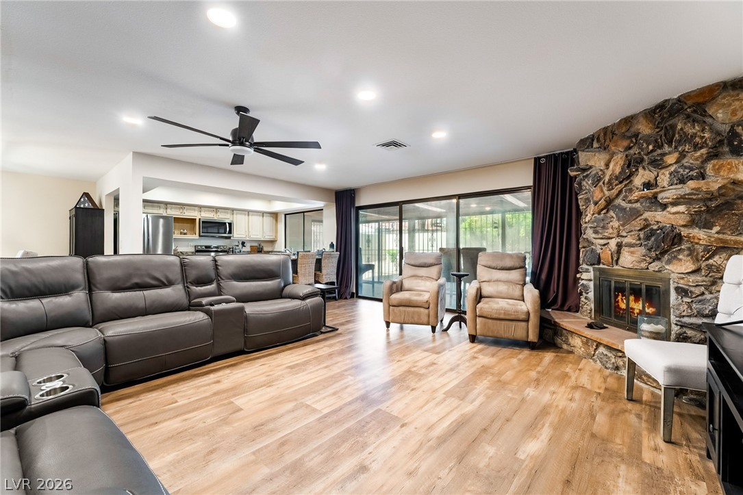 4211 Flamingo Crest Drive Las Vegas NV 89121