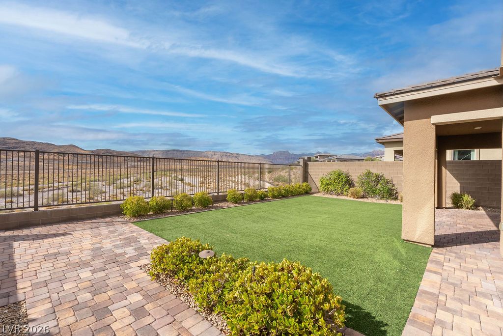 12385 Valley Chase Avenue Las Vegas NV 89138