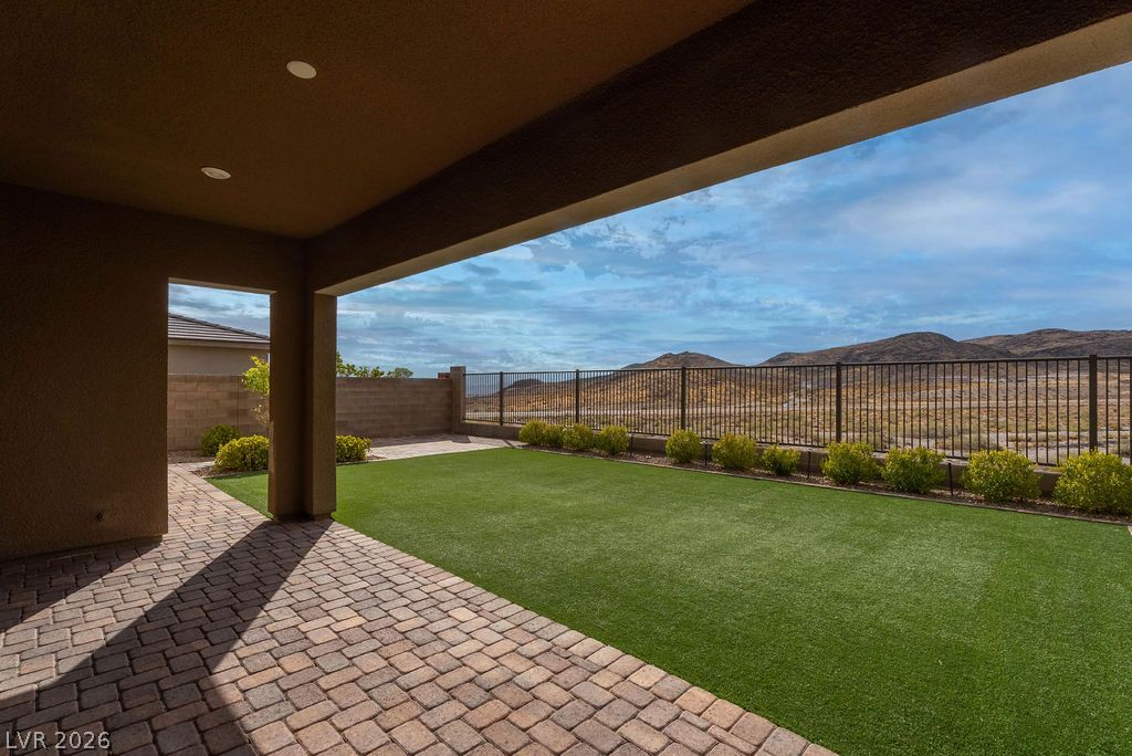 12385 Valley Chase Avenue Las Vegas NV 89138