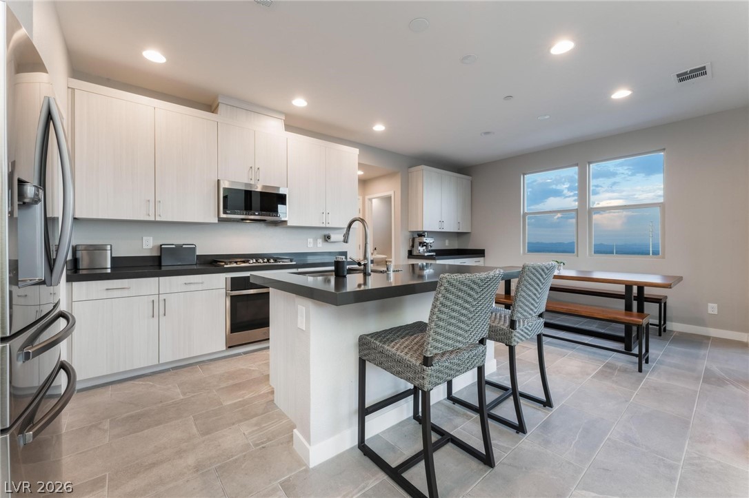 654 Amethyst Point Way Las Vegas NV 89138