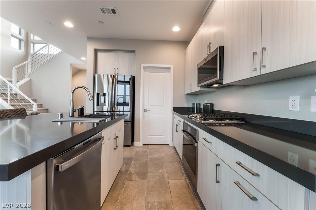 654 Amethyst Point Way Las Vegas NV 89138