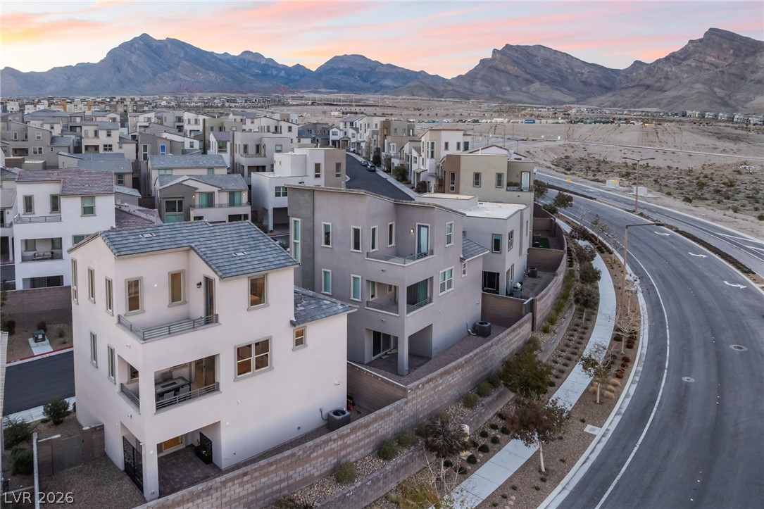 654 Amethyst Point Way Las Vegas NV 89138