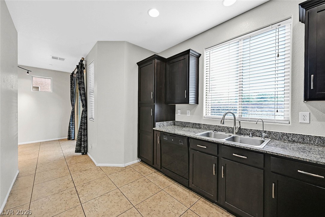7563 Edgartown Harbor Street Las Vegas NV 89166