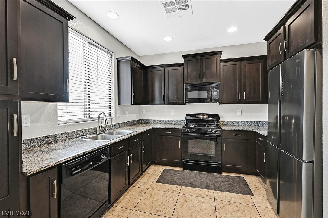 7563 Edgartown Harbor Street Las Vegas NV 89166