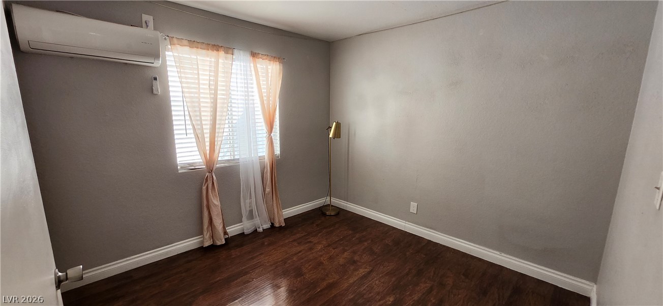 1945 Bookbinder Drive Las Vegas NV 89108