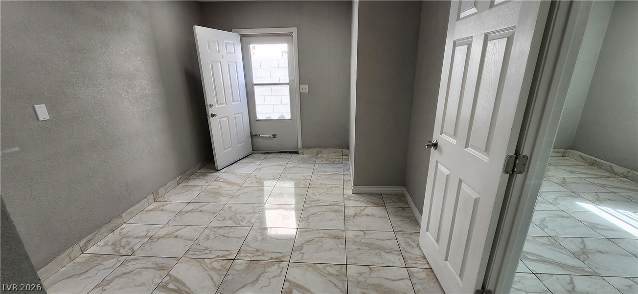 1945 Bookbinder Drive Las Vegas NV 89108