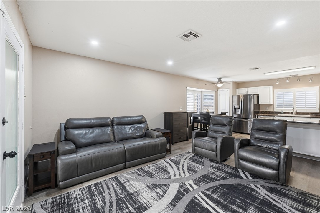 7632 Oyster Cove Drive Las Vegas NV 89128