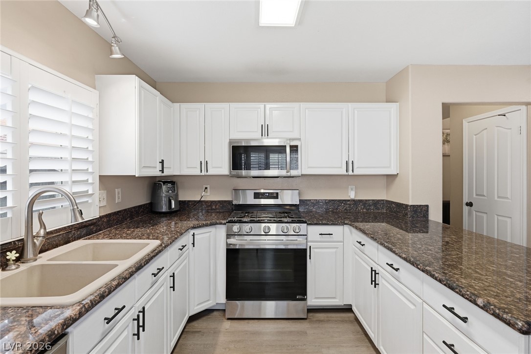 7632 Oyster Cove Drive Las Vegas NV 89128